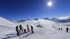 5713277-Deux-Alpes-Esquiadores-